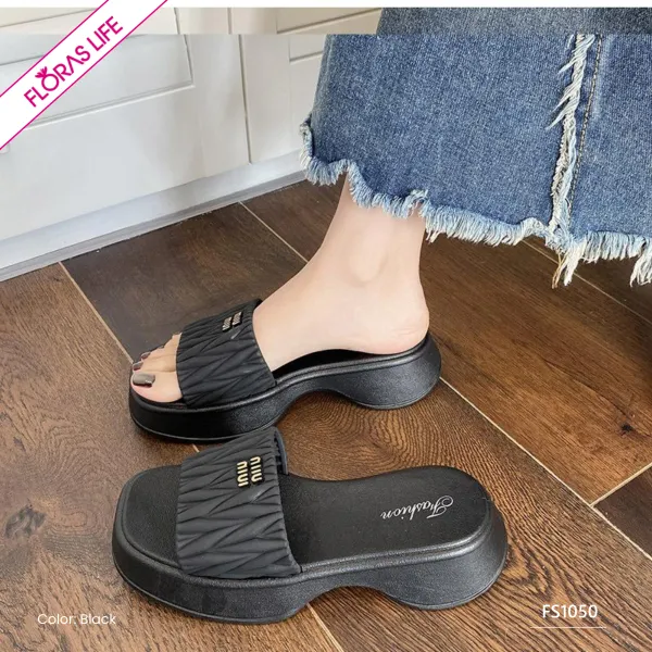 FEATHER STRIDE FEMALE SLIPPERS